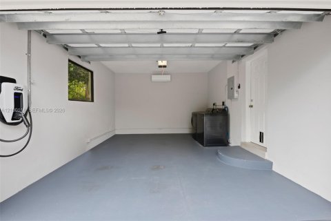 Villa ou maison à vendre à Fort Lauderdale, Floride: 4 chambres, 154.31 m2 № 2402382 - photo 30