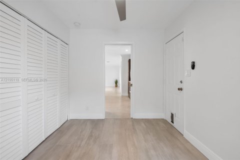 Villa ou maison à vendre à Fort Lauderdale, Floride: 4 chambres, 154.31 m2 № 2402382 - photo 29