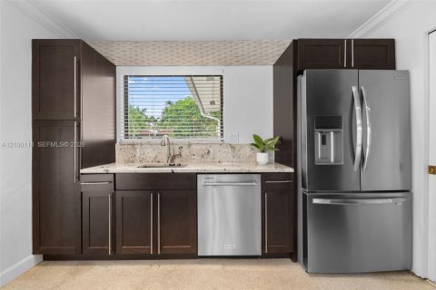 Villa ou maison à vendre à Fort Lauderdale, Floride: 4 chambres, 154.31 m2 № 2402382 - photo 13