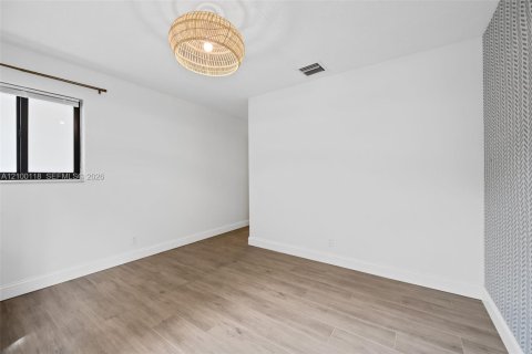 Villa ou maison à vendre à Fort Lauderdale, Floride: 4 chambres, 154.31 m2 № 2402382 - photo 23