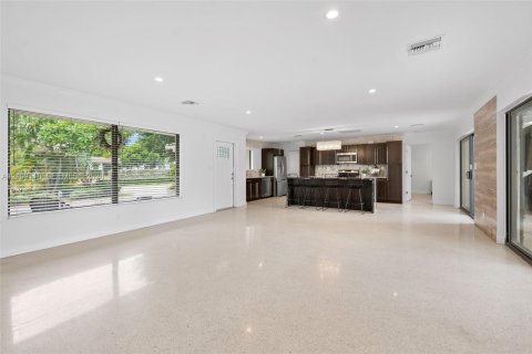 Villa ou maison à vendre à Fort Lauderdale, Floride: 4 chambres, 154.31 m2 № 2402382 - photo 16