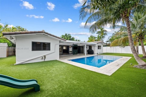 Villa ou maison à vendre à Fort Lauderdale, Floride: 4 chambres, 154.31 m2 № 2402382 - photo 5