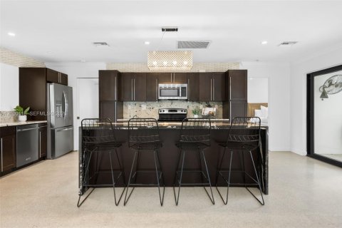 Villa ou maison à vendre à Fort Lauderdale, Floride: 4 chambres, 154.31 m2 № 2402382 - photo 10