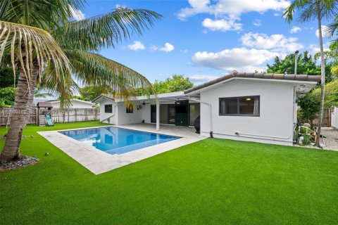 Villa ou maison à vendre à Fort Lauderdale, Floride: 4 chambres, 154.31 m2 № 2402382 - photo 6