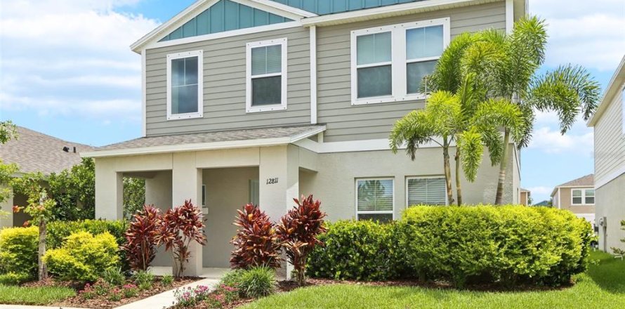 House in Riverview, Florida 4 bedrooms, 213.77 sq.m. № 1844527