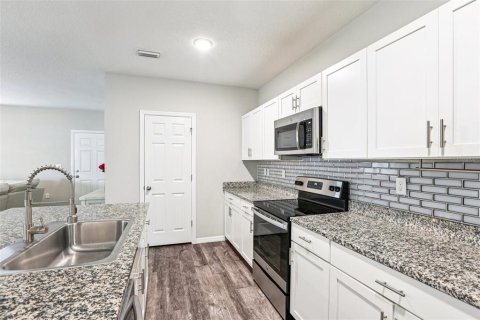 House in Riverview, Florida 4 bedrooms, 213.77 sq.m. № 1844527 - photo 16
