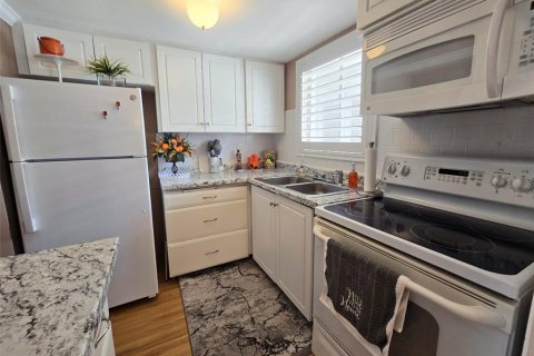 Condominio en alquiler en Bradenton, Florida, 1 dormitorio, 53.51 m2 № 1915030 - foto 7