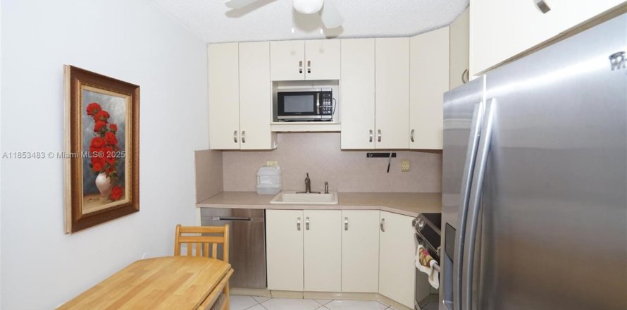 Condo à Hallandale Beach, Floride, 1 chambre № 1875592