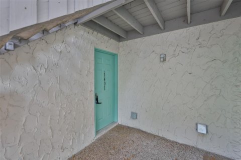 Condo in Saint Petersburg, Florida, 2 bedrooms № 2148469 - photo 4