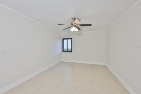 Condo in Saint Petersburg, Florida, 2 bedrooms № 2148469 - photo 10