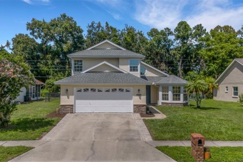 House in Bradenton, Florida 3 bedrooms, 196.4 sq.m. № 2367221
