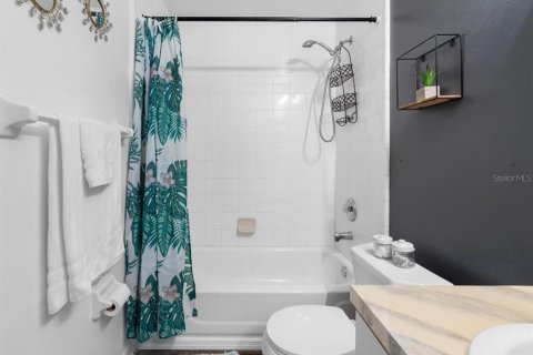 Townhouse in Kissimmee, Florida 3 bedrooms, 106.65 sq.m. № 2386305 - photo 15