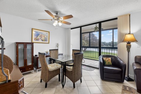 Copropriété à louer à Boca Raton, Floride: 2 chambres, 130.06 m2 № 2280832 - photo 9