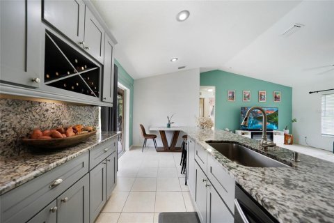 Casa en venta en North Port, Florida, 3 dormitorios, 111.02 m2 № 1919431 - foto 12