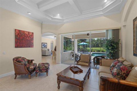 House in Bradenton, Florida 3 bedrooms, 248.7 sq.m. № 1631337 - photo 8