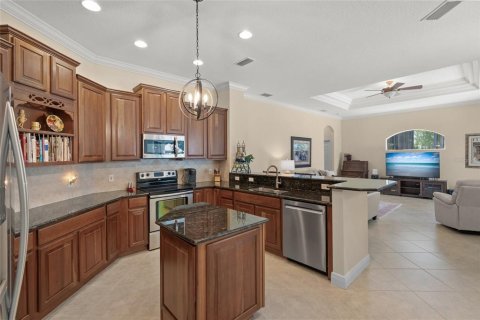 House in Bradenton, Florida 3 bedrooms, 248.7 sq.m. № 1631337 - photo 12