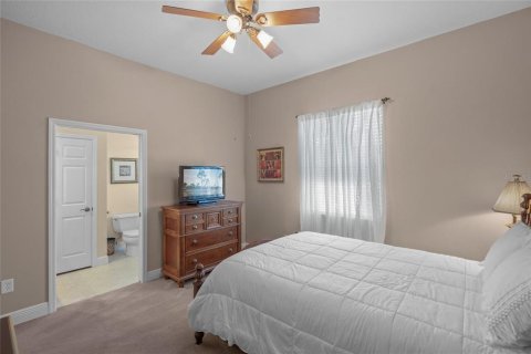 House in Bradenton, Florida 3 bedrooms, 248.7 sq.m. № 1631337 - photo 27