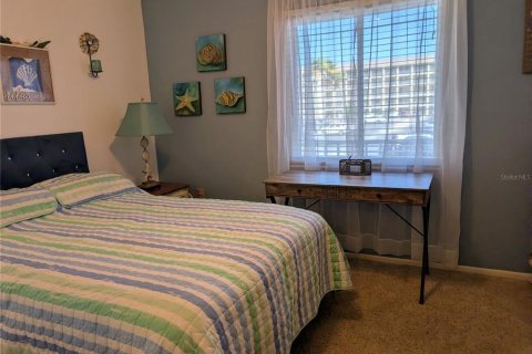 Condo in Bradenton, Florida, 2 bedrooms  № 2142336 - photo 19