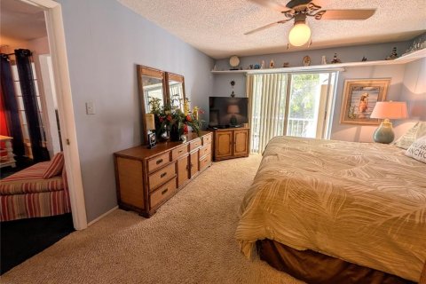 Condo in Bradenton, Florida, 2 bedrooms  № 2142336 - photo 13