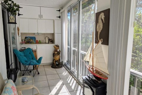 Condo in Bradenton, Florida, 2 bedrooms  № 2142336 - photo 24