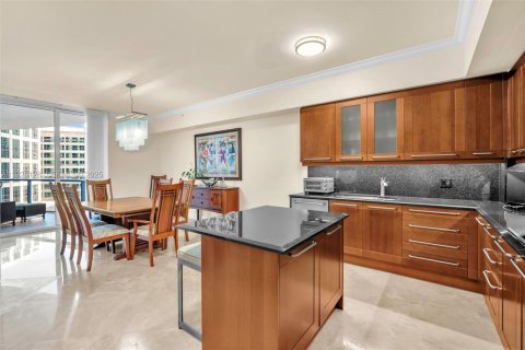 Купить кондоминиум в Форт-Лодердейл, Флорида 2 спальни, 197.79м2, № 1982528 - фото 5