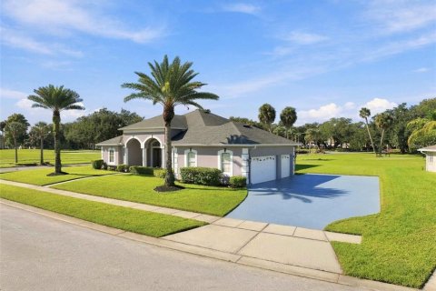 Villa ou maison à vendre à Kissimmee, Floride: 4 chambres, 254.65 m2 № 2403230 - photo 2