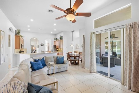 Villa ou maison à vendre à Kissimmee, Floride: 4 chambres, 254.65 m2 № 2403230 - photo 18