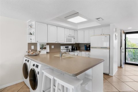 Copropriété à vendre à Indian Rocks Beach, Floride: 2 chambres, 101.26 m2 № 2201576 - photo 19