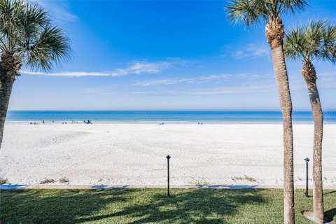 Copropriété à vendre à Indian Rocks Beach, Floride: 2 chambres, 101.26 m2 № 2201576 - photo 8