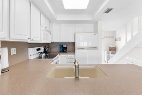Copropriété à vendre à Indian Rocks Beach, Floride: 2 chambres, 101.26 m2 № 2201576 - photo 20