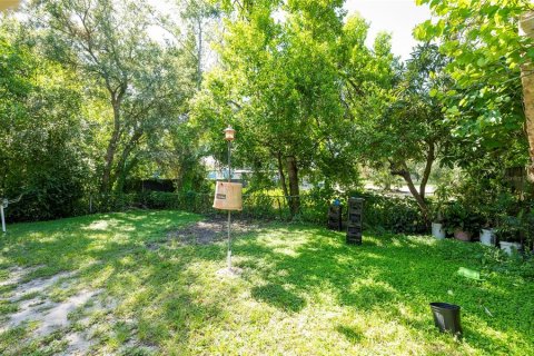 Immobilier commercial à vendre à Tampa, Floride: 4 chambres, 106.28 m2 № 1917895 - photo 19