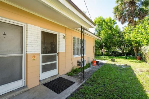 Immobilier commercial à vendre à Tampa, Floride: 4 chambres, 106.28 m2 № 1917895 - photo 11