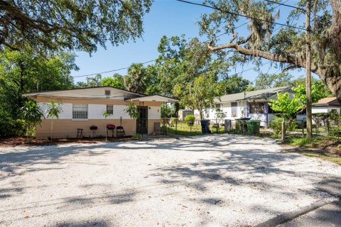 Immobilier commercial à vendre à Tampa, Floride: 4 chambres, 106.28 m2 № 1917895 - photo 2