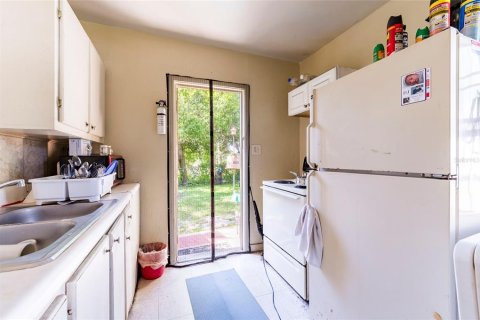 Immobilier commercial à vendre à Tampa, Floride: 4 chambres, 106.28 m2 № 1917895 - photo 15