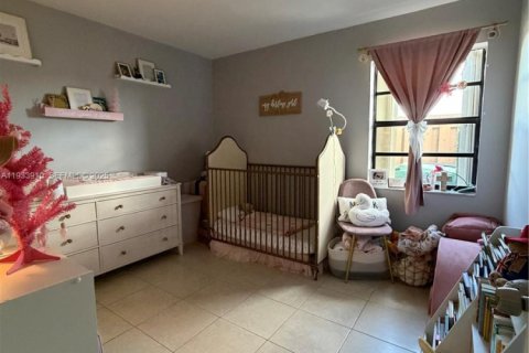 Adosado en venta en Miami, Florida, 2 dormitorios, 100.71 m2 № 1992182 - foto 24
