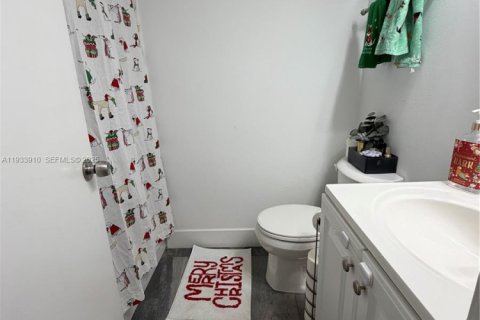 Adosado en venta en Miami, Florida, 2 dormitorios, 100.71 m2 № 1992182 - foto 28