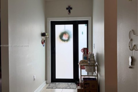 Adosado en venta en Miami, Florida, 2 dormitorios, 100.71 m2 № 1992182 - foto 7