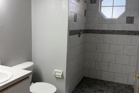 Copropriété à louer à Kissimmee, Floride: 3 chambres, 126.07 m2 № 2410250 - photo 11