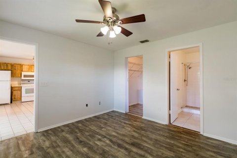 Casa en venta en Brandon, Florida, 3 dormitorios, 108.97 m2 № 2354261 - foto 7