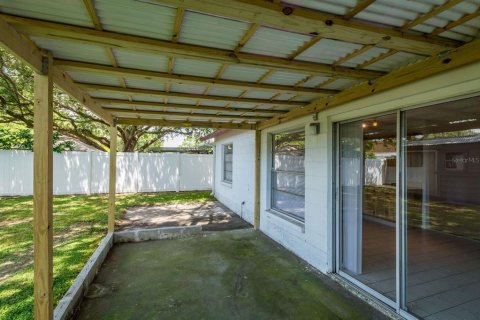 Casa en venta en Brandon, Florida, 3 dormitorios, 108.97 m2 № 2354261 - foto 19