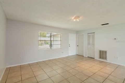 Casa en venta en Brandon, Florida, 3 dormitorios, 108.97 m2 № 2354261 - foto 4