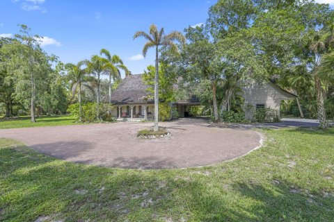 House in Wellington, Florida 5 bedrooms № 2191106