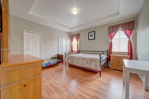 Townhouse in Homestead, Florida 4 bedrooms, 170.66 sq.m. № 1998227 - photo 21