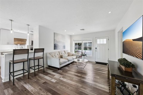Casa en venta en Winter Park, Florida, 2 dormitorios, 100.89 m2 № 2214051 - foto 11