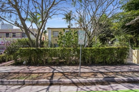 Copropriété à vendre à Miami Beach, Floride: 2 chambres, 104.98 m2 № 2079252 - photo 26