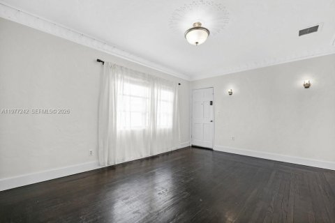 Copropriété à vendre à Miami Beach, Floride: 2 chambres, 104.98 m2 № 2079252 - photo 3