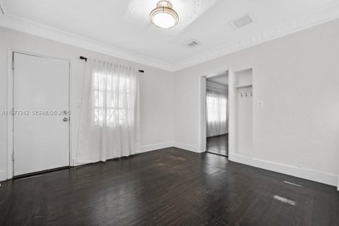 Copropriété à vendre à Miami Beach, Floride: 2 chambres, 104.98 m2 № 2079252 - photo 10