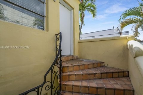 Copropriété à vendre à Miami Beach, Floride: 2 chambres, 104.98 m2 № 2079252 - photo 21