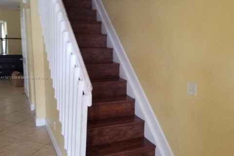 Adosado en alquiler en Lauderhill, Florida, 3 dormitorios, 144.93 m2 № 1922579 - foto 3