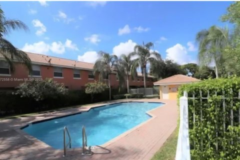 Adosado en alquiler en Lauderhill, Florida, 3 dormitorios, 144.93 m2 № 1922579 - foto 20